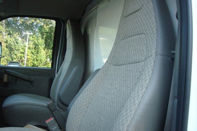 2025 GMC Savana Cutaway 3500 Base