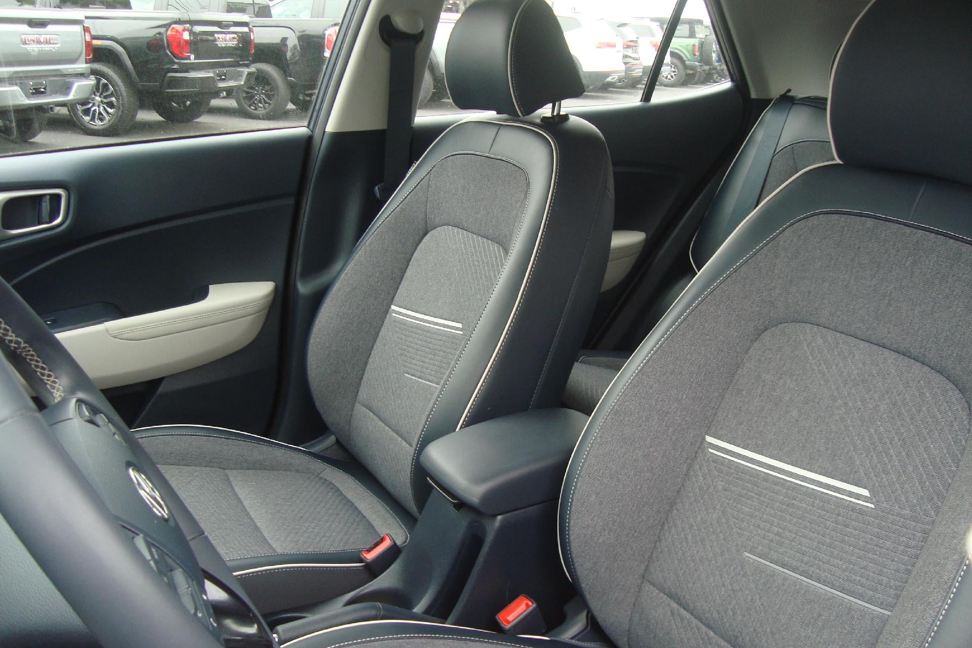 2023 Hyundai Venue Limited