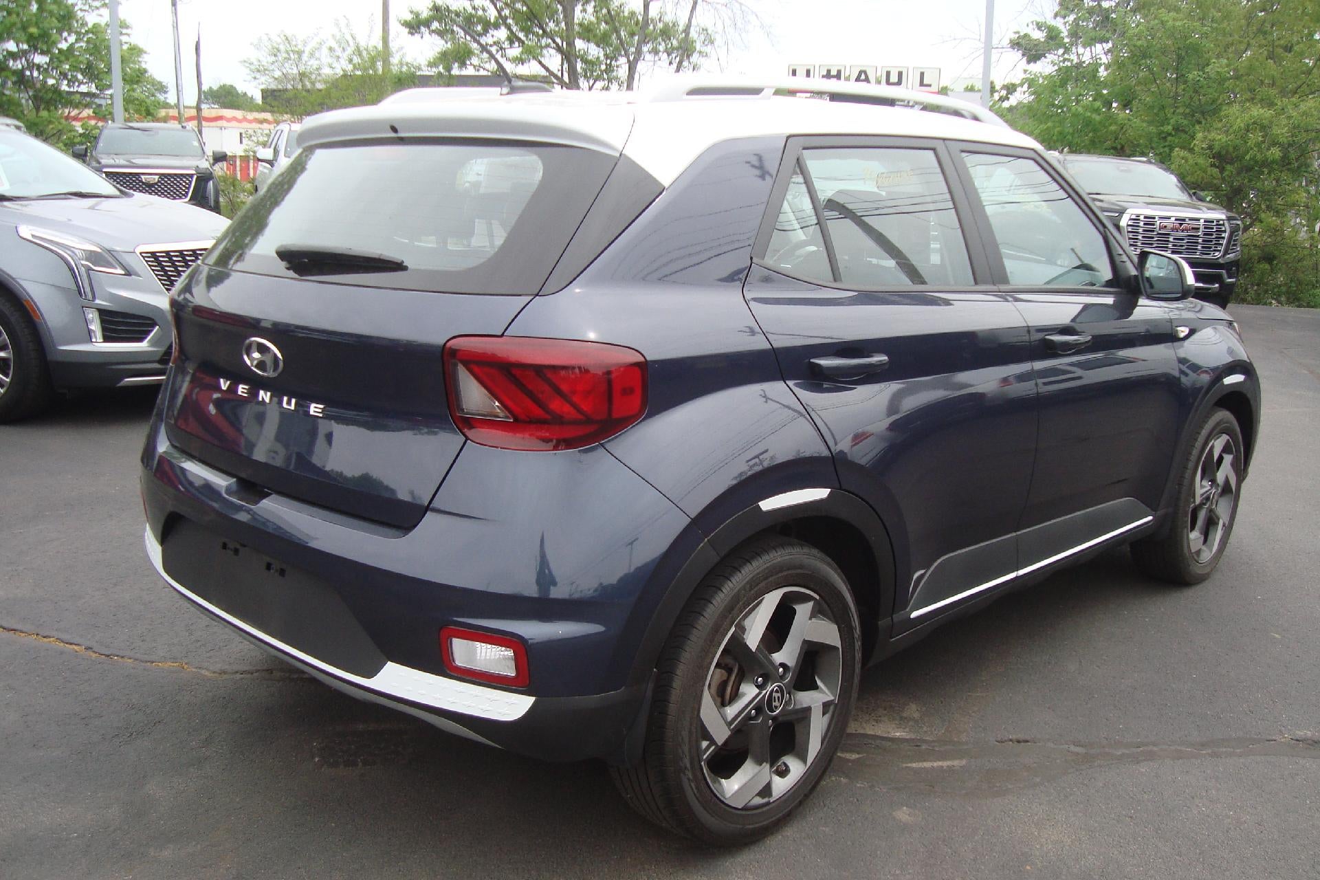 2023 Hyundai Venue Limited