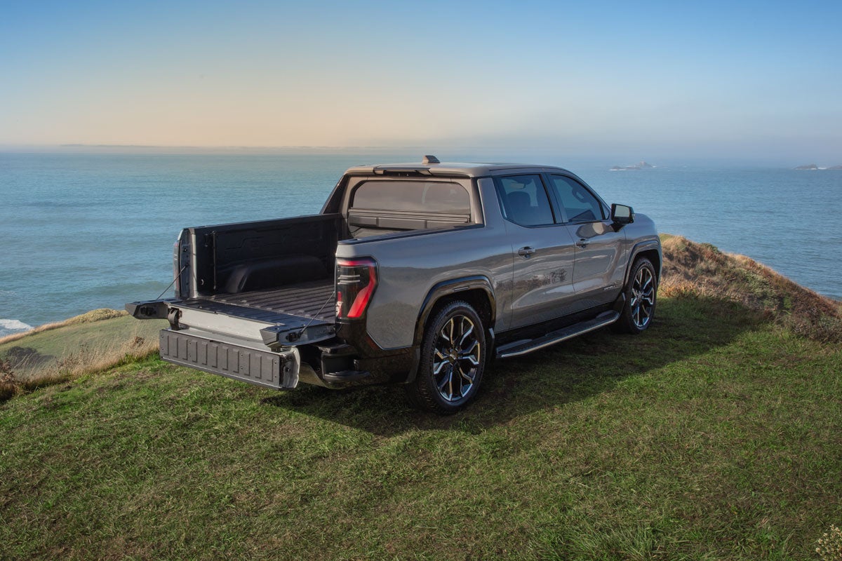 Holloway GMC in PORTSMOUTH NH